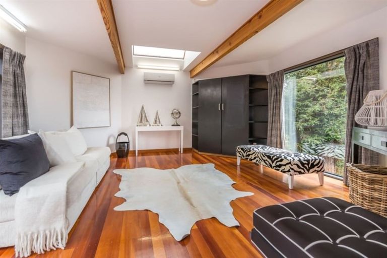 Photo of property in 20 Patmos Place, Mount Pleasant, Christchurch, 8081