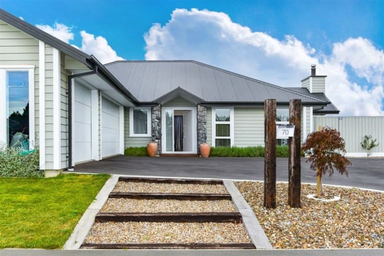 Photo of property in 70 Silver Peaks Drive, West Melton, 7618