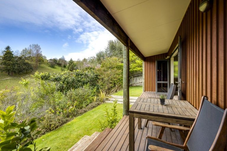 Photo of property in 72 Rochfort Road, Havelock North, 4130