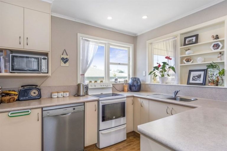 Photo of property in 66 Freyberg Street, Otumoetai, Tauranga, 3110