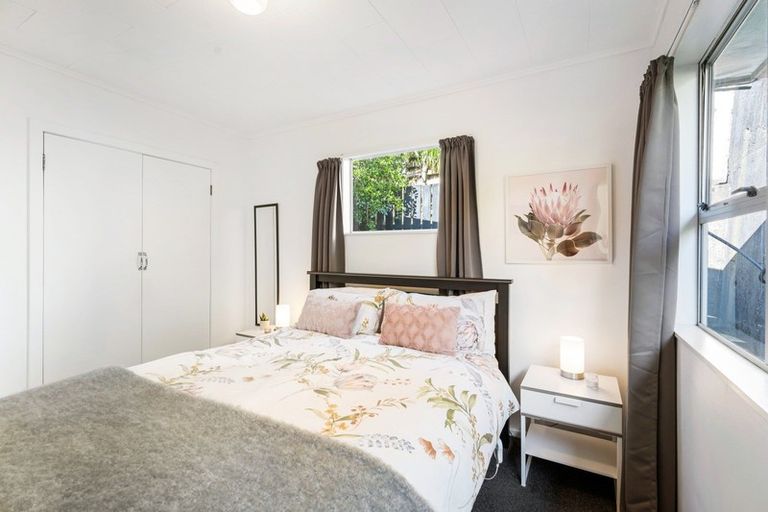 Photo of property in 29a Robson Street, Stokes Valley, Lower Hutt, 5019