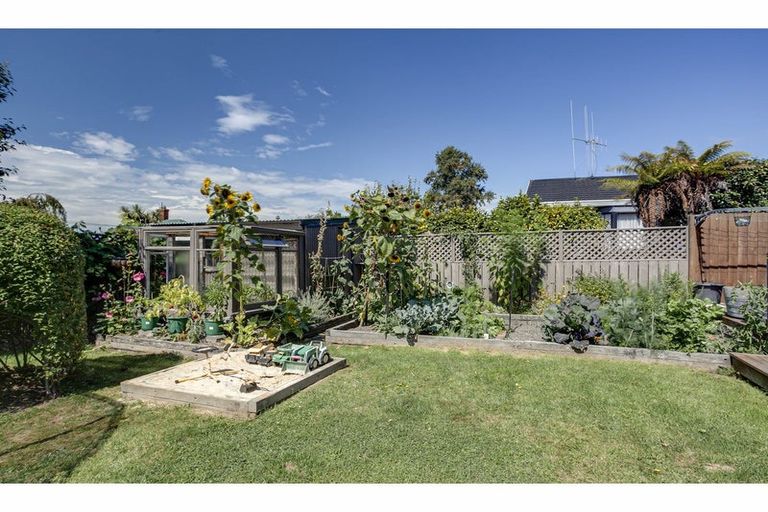 Photo of property in 107 Le Cren Street, Seaview, Timaru, 7910