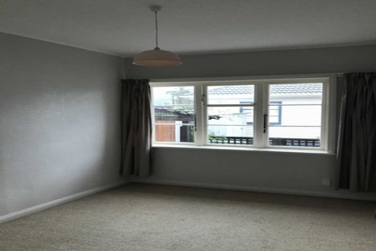 Photo of property in 17 Churchill Street, Kensington, Whangarei, 0112