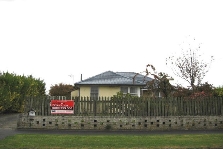 Photo of property in 7 Ealing Street, Northcote, Christchurch, 8052