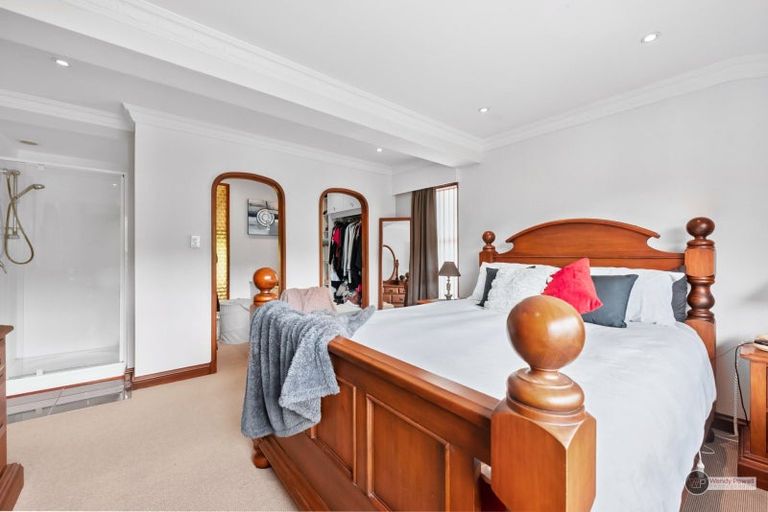 Photo of property in 21 Dalton Grove, Stokes Valley, Lower Hutt, 5019