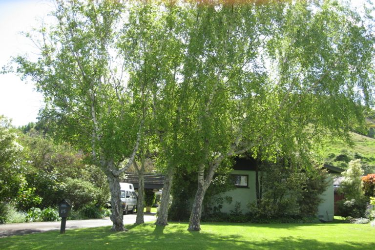 Photo of property in 15 Rainbow Drive, Atawhai, Nelson, 7010