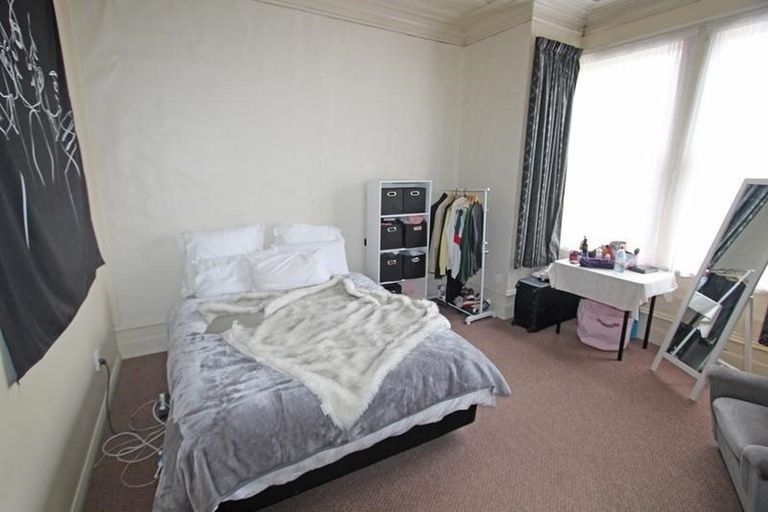 Photo of property in 49 Howe Street, North Dunedin, Dunedin, 9016