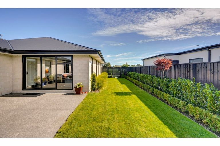 Photo of property in 32 Shrimpton Avenue, Woodend, 7610