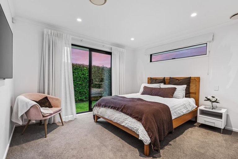 Photo of property in 25 Nobilo Road, Kumeu, 0810