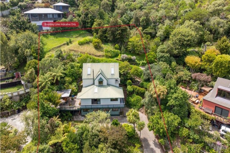Photo of property in 102 Tosswill Road, Tahunanui, Nelson, 7011