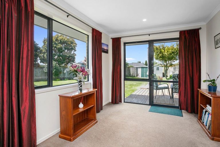 Photo of property in 14 Watkins Road, Cambridge, 3434