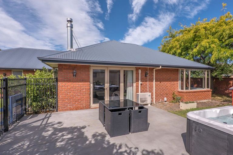 Photo of property in 22 Kotuku Crescent, Woolston, Christchurch, 8023