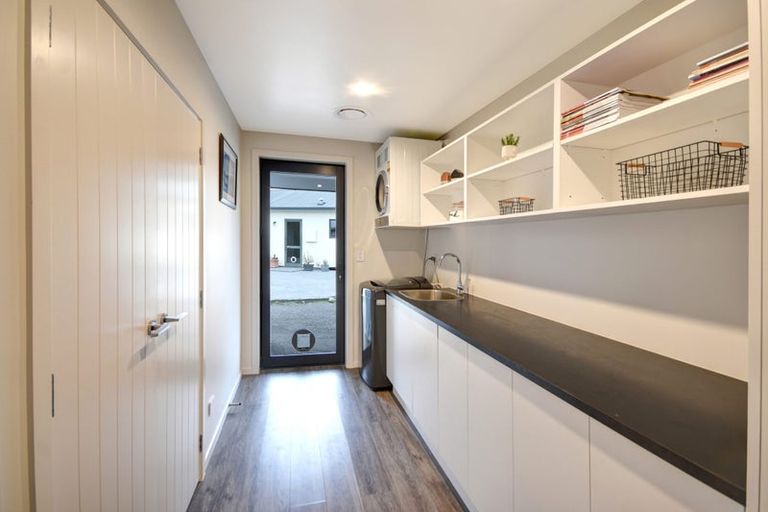 Photo of property in 27 Beaumaris Street, Outram, 9019