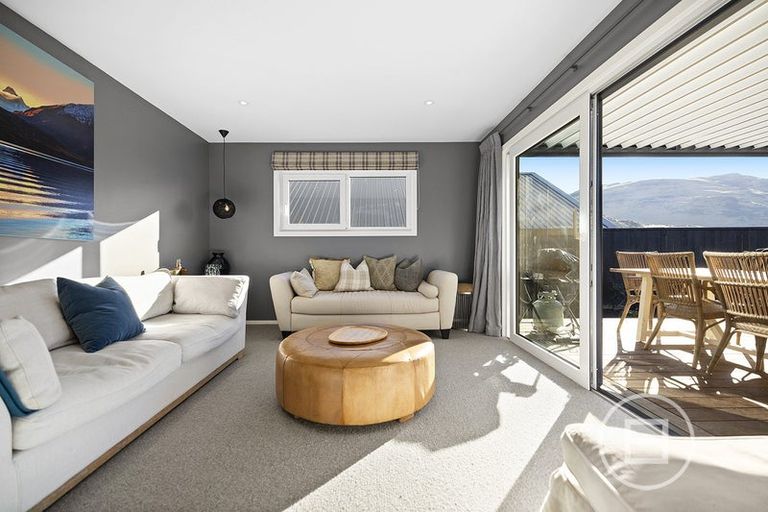 Photo of property in 96 Jack Hanley Drive, Jacks Point, Queenstown, 9371