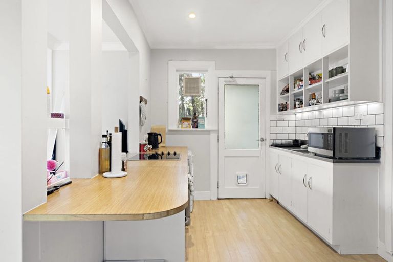 Photo of property in 120 Te Anau Road, Hataitai, Wellington, 6021