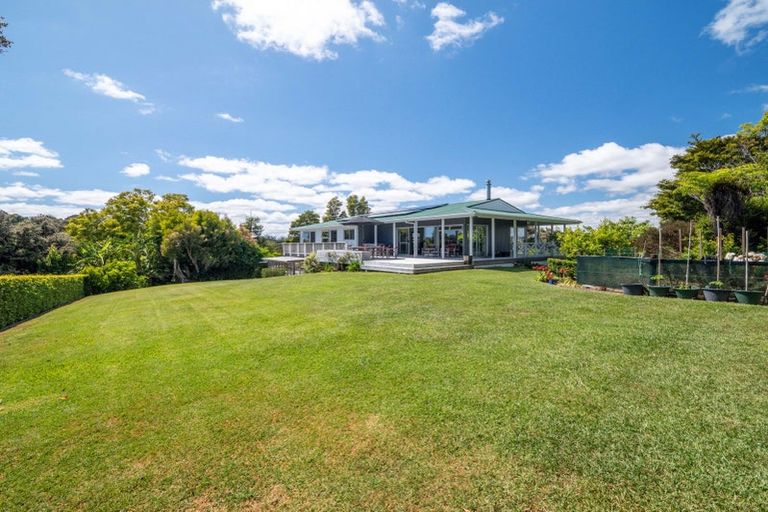 Photo of property in 5 Gilbert Mair Rise, Russell, 0272