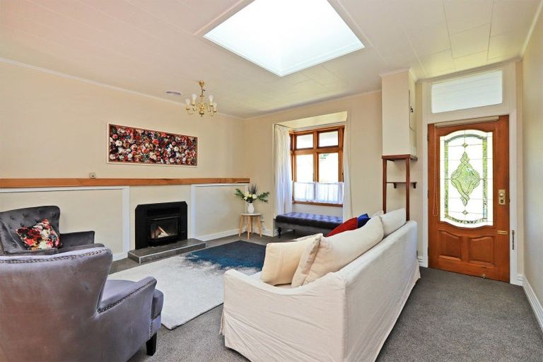 Photo of property in 10 Coote Road, Bluff Hill, Napier, 4110