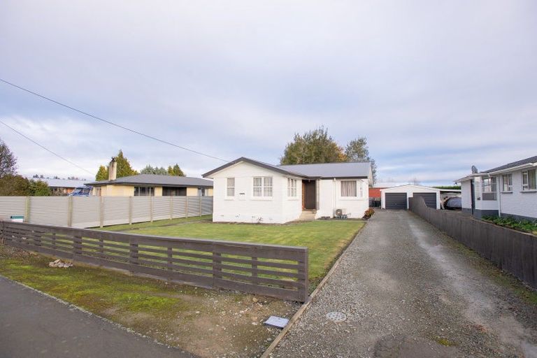Photo of property in 16 Great North Road, Winton, 9720