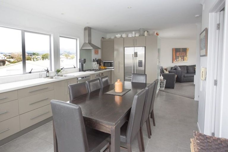 Photo of property in 1/100 Winifred Avenue, Whangamata, 3620