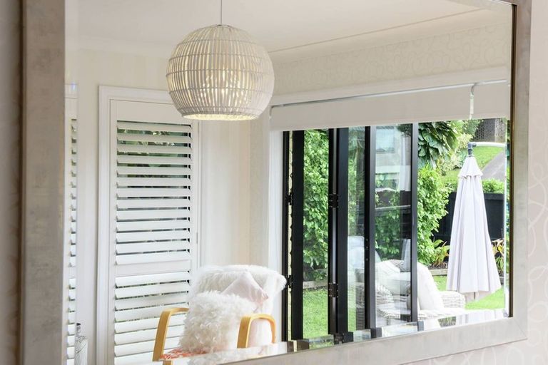 Photo of property in 70 Prince Regent Drive, Half Moon Bay, Auckland, 2012