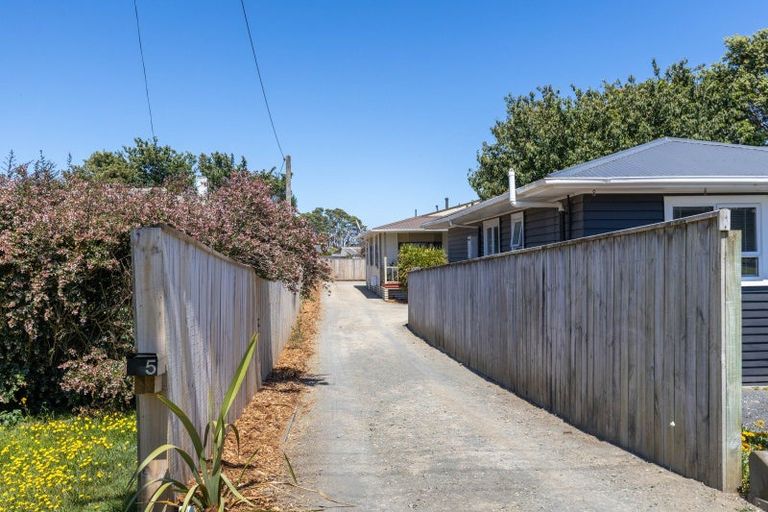 Photo of property in 5 Ihaia Street, Waitara, 4320