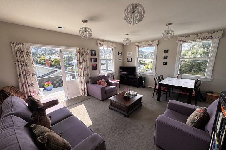 Photo of property in 2a Dawson Street, Berhampore, Wellington, 6023