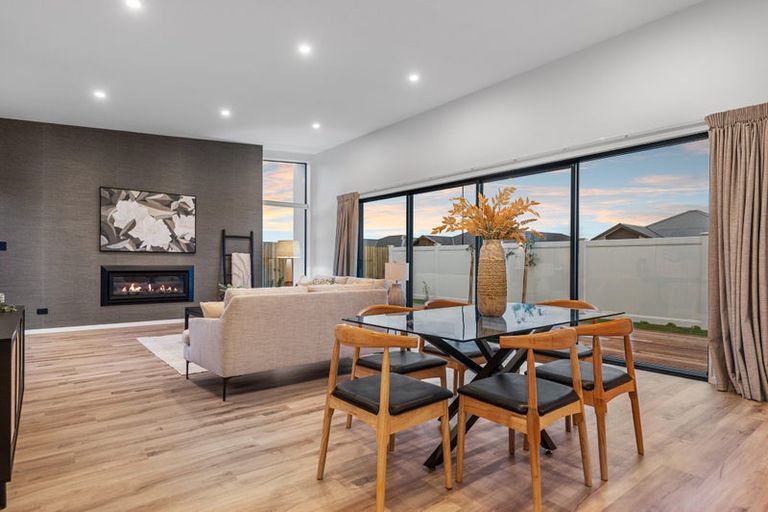 Photo of property in 18 Timara Crescent, Marshland, Christchurch, 8083