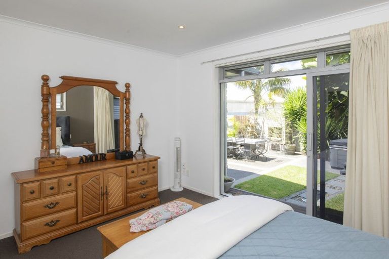 Photo of property in 13 Parkview Place, Riverdale, Gisborne, 4010