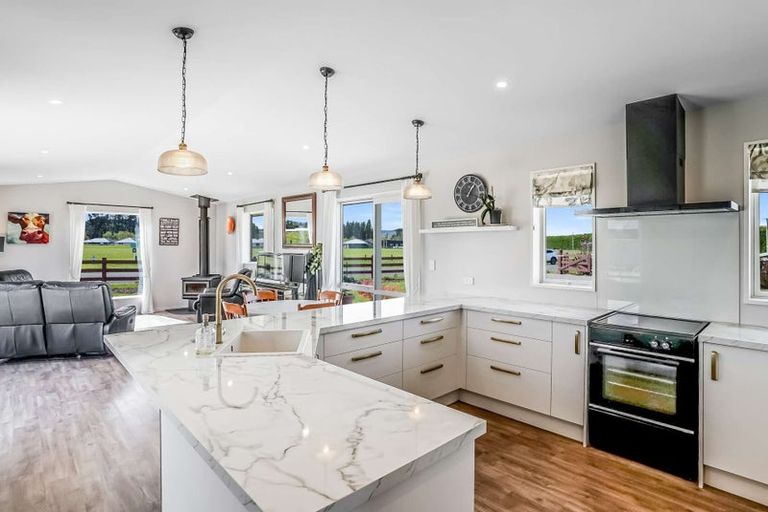 Photo of property in 5 Fantail Avenue, Amberley, 7410