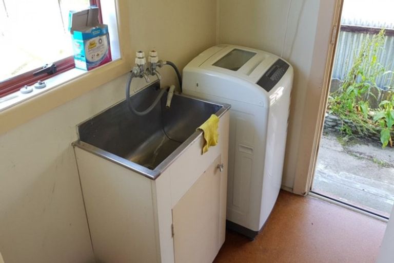 Photo of property in 50 Moorhouse Street, Ross, 7812