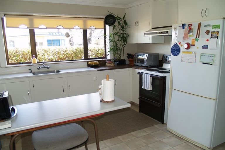 Photo of property in 99 Chelmsford Street, Windsor, Invercargill, 9810