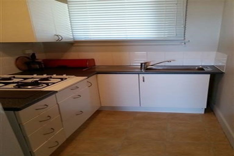 Photo of property in Devonport Apartments, 45/127 Saint Aubyn Street, New Plymouth, 4310