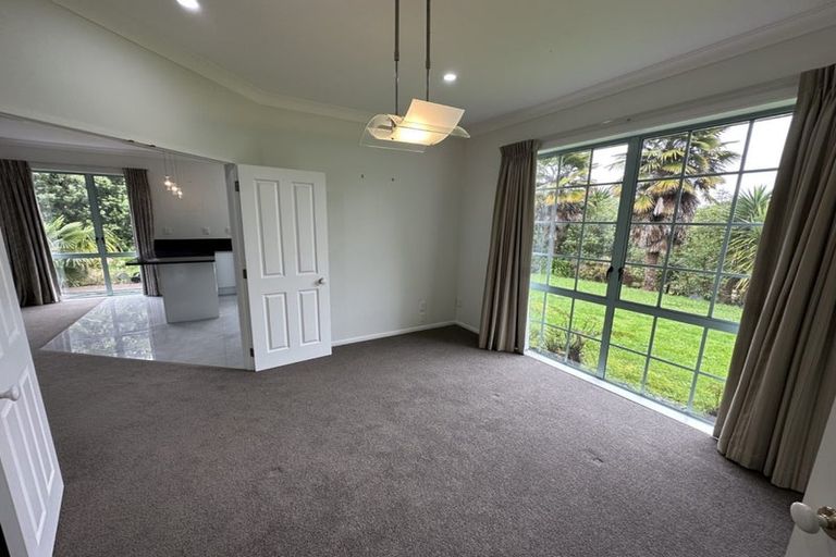 Photo of property in 21 Polo Prince Drive, Totara Park, Manurewa, 2576