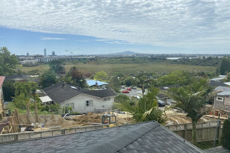 Photo of property in 34a Exmouth Road, Northcote, Auckland, 0627