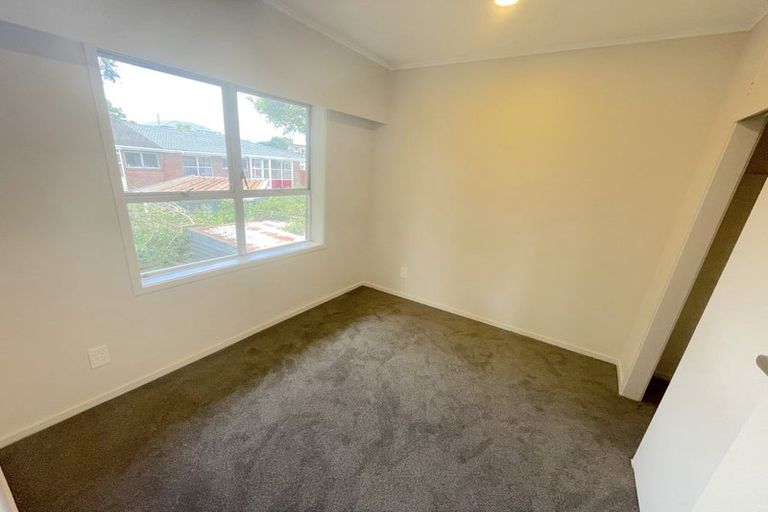 Photo of property in 2/23 Esmonde Road, Takapuna, Auckland, 0622