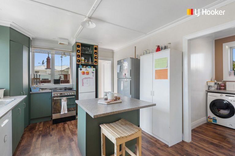 Photo of property in 16 Severn Street, Mosgiel, 9024