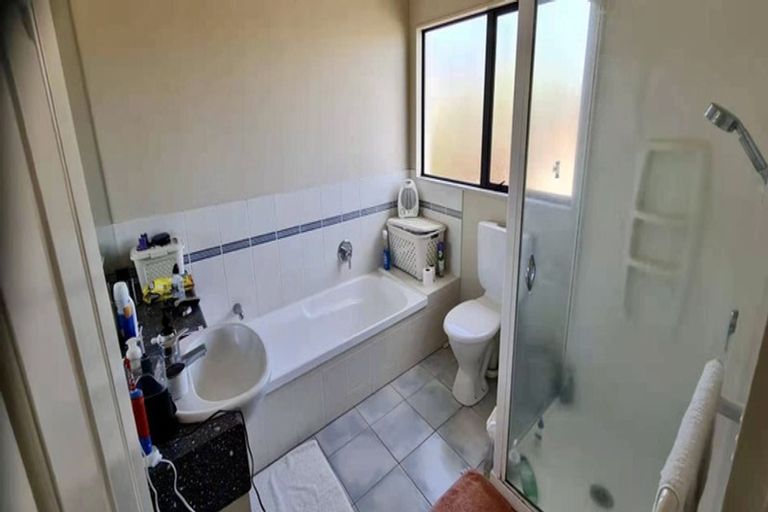 Photo of property in 30 Stellamaris Way, Northpark, Auckland, 2013