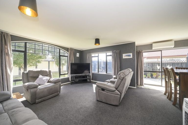 Photo of property in 87 Parnell Heights, Kelvin Grove, Palmerston North, 4414