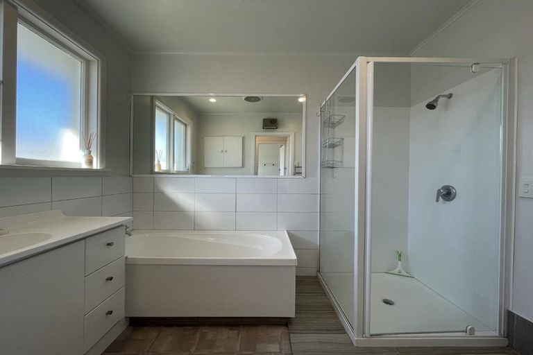 Photo of property in 3 Sandringham Place, Bryndwr, Christchurch, 8053