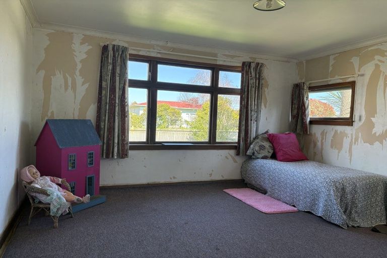 Photo of property in 8 Hannan Street, Levin, 5510