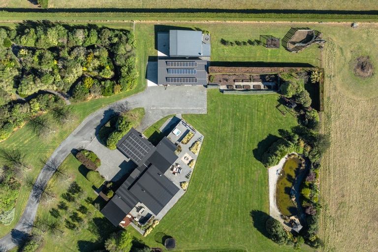 Photo of property in 1427 Tram Road, Swannanoa, Rangiora, 7475