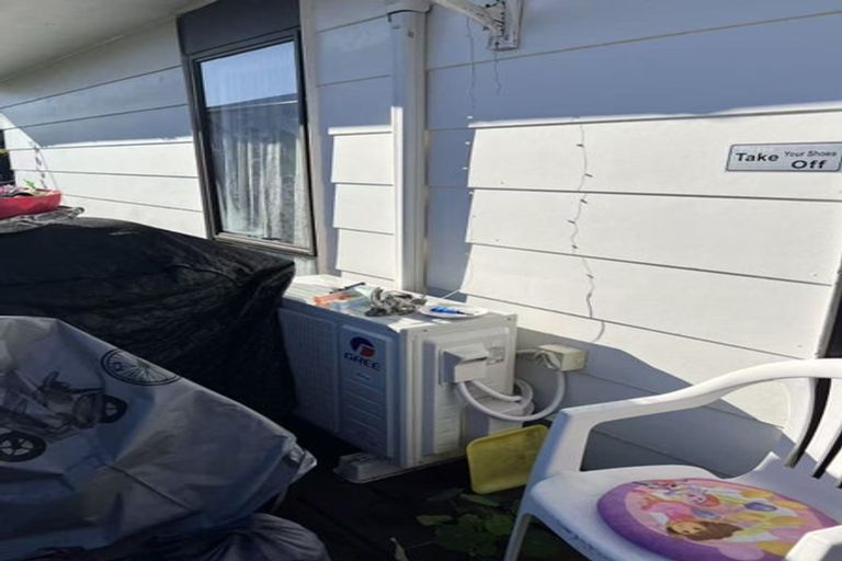 Photo of property in 2/18 Bingara Place, Favona, Auckland, 2024