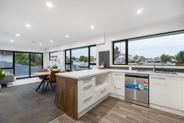 Photo of property in 45 Skerten Avenue, Hornby, Christchurch, 8042