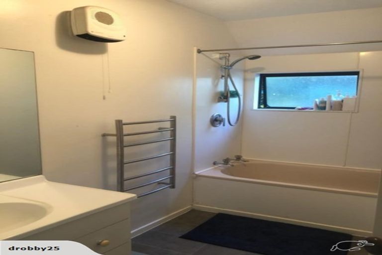 Photo of property in 2c Coles Place, St Albans, Christchurch, 8014