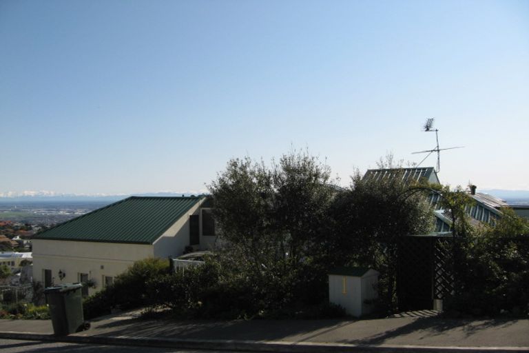 Photo of property in 1 Harry Ell Drive, Cashmere, Christchurch, 8022