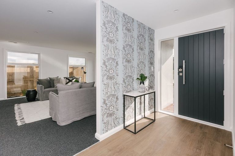 Photo of property in 42 Freedom Drive, Kelvin Grove, Palmerston North, 4414