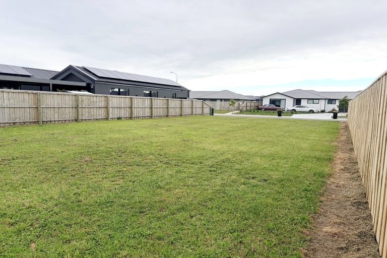 Photo of property in 20 Ellmers Street, Woodend, 7610