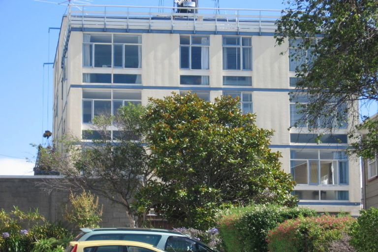 Photo of property in 32-34 Majoribanks Street, Mount Victoria, Wellington, 6011