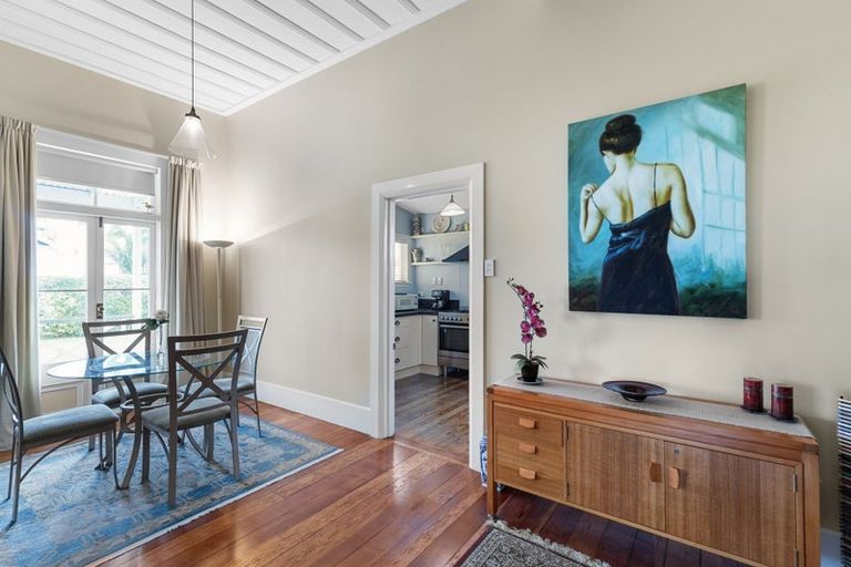 Photo of property in 14 Terminus Street, Te Aroha, 3320