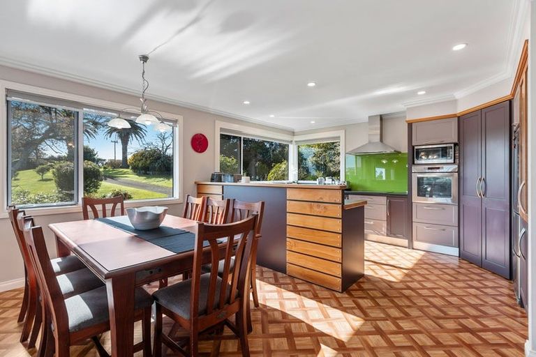 Photo of property in 218 Henwood Road, Paraite, New Plymouth, 4372